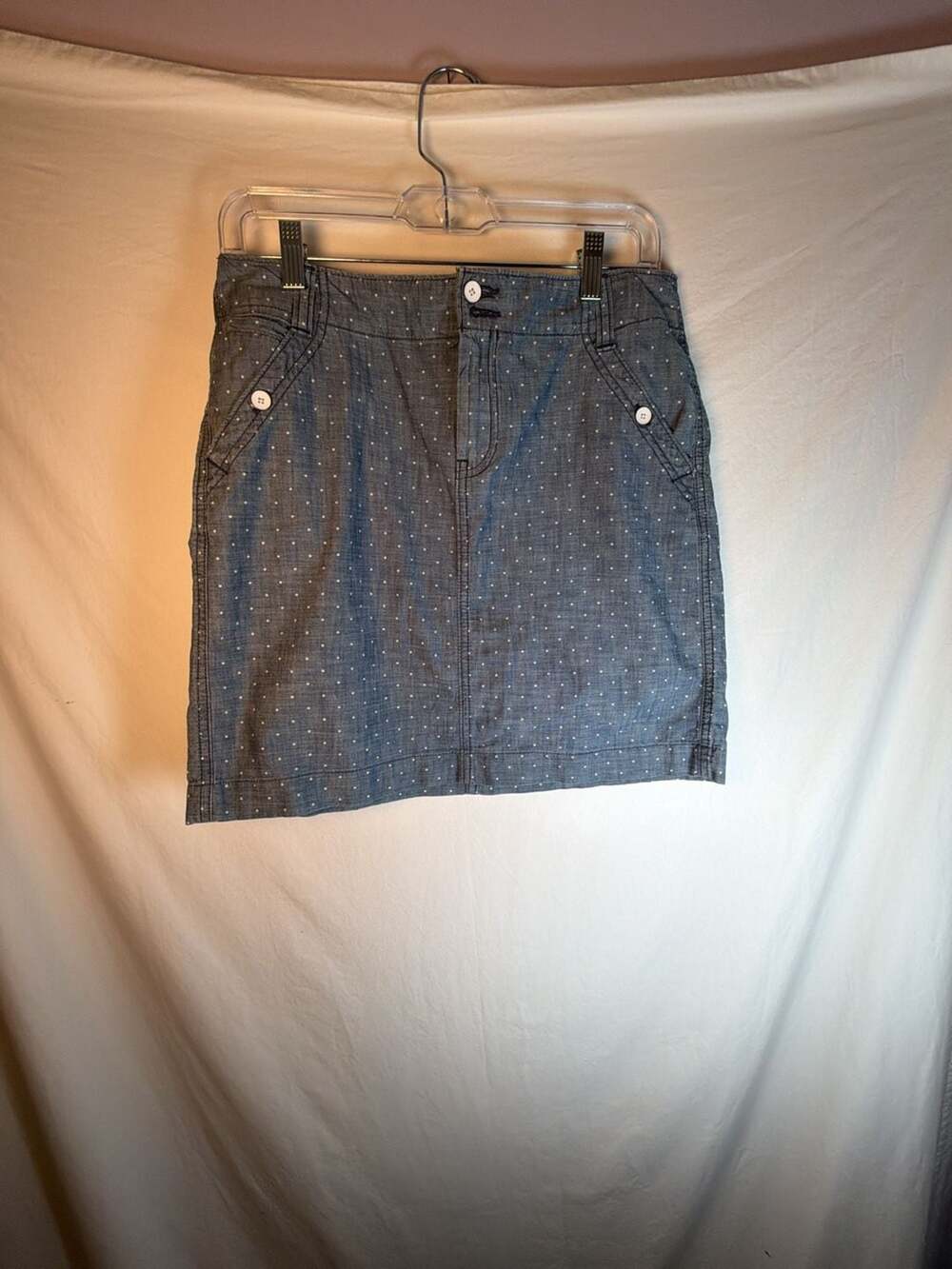 Tommy Hilfiger Polka Dot Chambray Mini Skirt Size 4